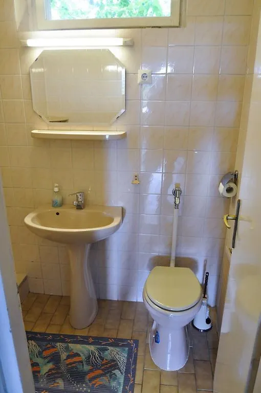 Gardonyi Vendeghaz Bed & Breakfast Budapest